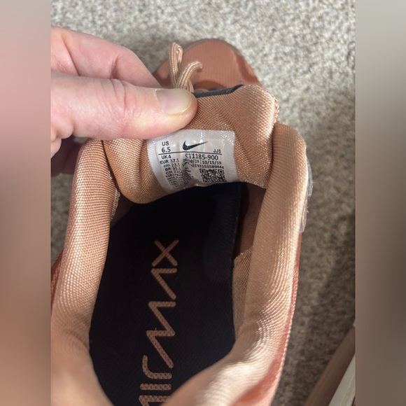 NIKE AIR MAX 200 Shoes Womens Size 6.5 Metallic red/bronze sparkle - Picture 3 of 9